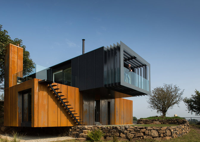 Grillagh-Water-House-by-Patrick-Bradley-Architects_dezeen_784_5.jpg