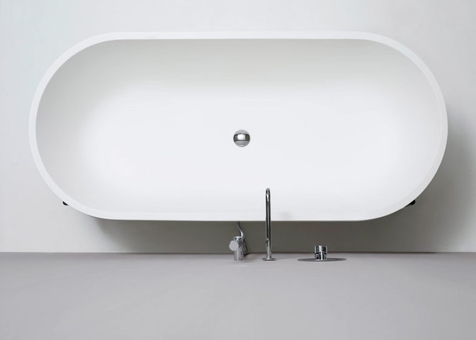 Stand-bathtub-by-Norm-Architects-for-Ex-t_dezeen_784_2.jpg