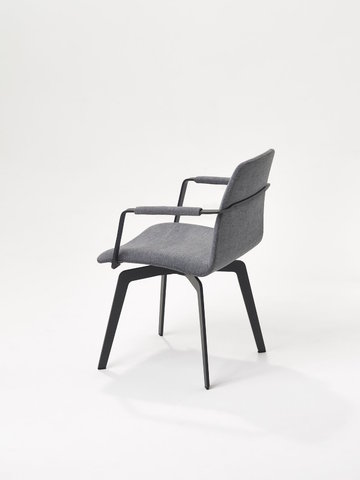 Xavi armchair (2).jpg