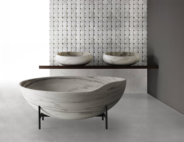 Kreoo_KORA bathtub, Gong Sinks, Taxo Texture.jpg