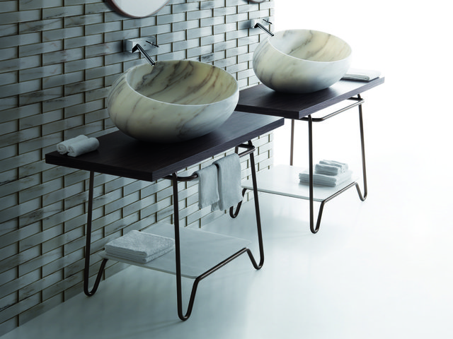 Kreoo_GONG washbasin in Bianco Estremoz, Kato easel and Panama Texture(7).jpg