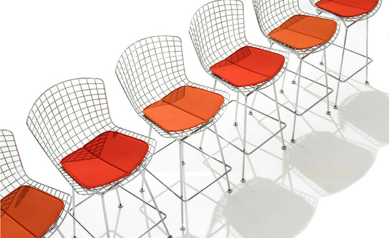 bertoia-stool-with-seat-cushion-harry-bertoia-knoll-7.jpg