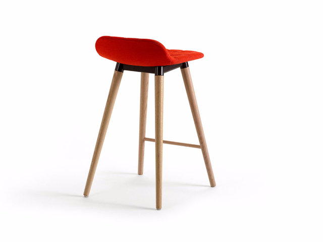 bop-wood-stool-offecct-234226-rel7b99f86b.jpg
