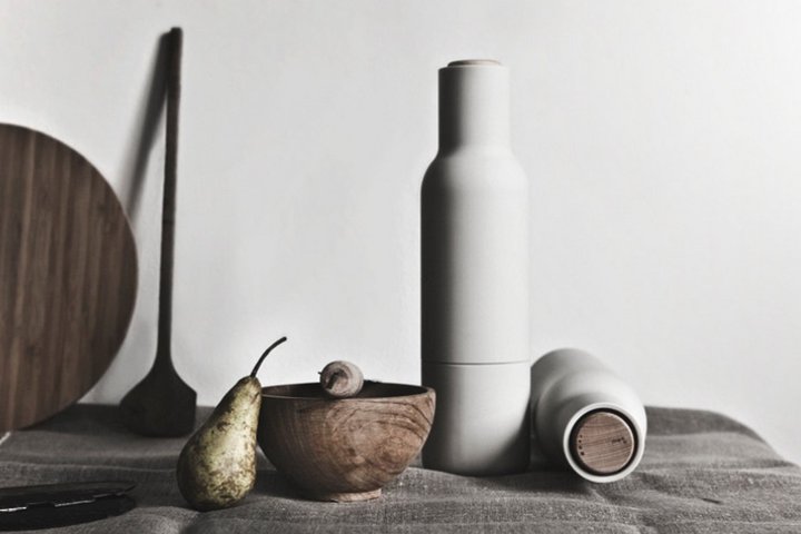 Salt-Pepper-Bottle-Grinder-by-Norm-Architects-01.jpg