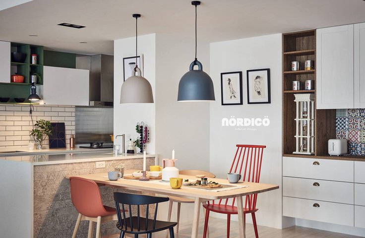 playful-nordic-dining-arrangement-with-mismatched-chairs.jpg