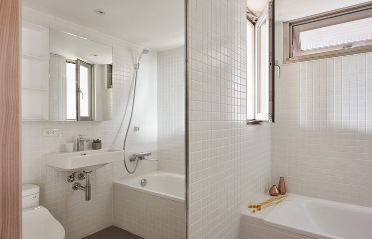 bright-white-tiled-bathroom.jpg